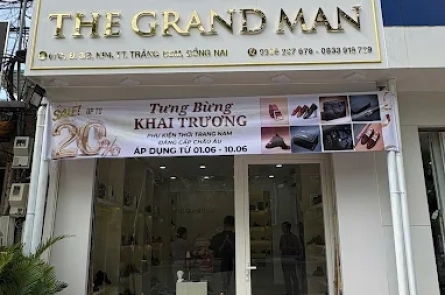 THE GRAND MAN 01